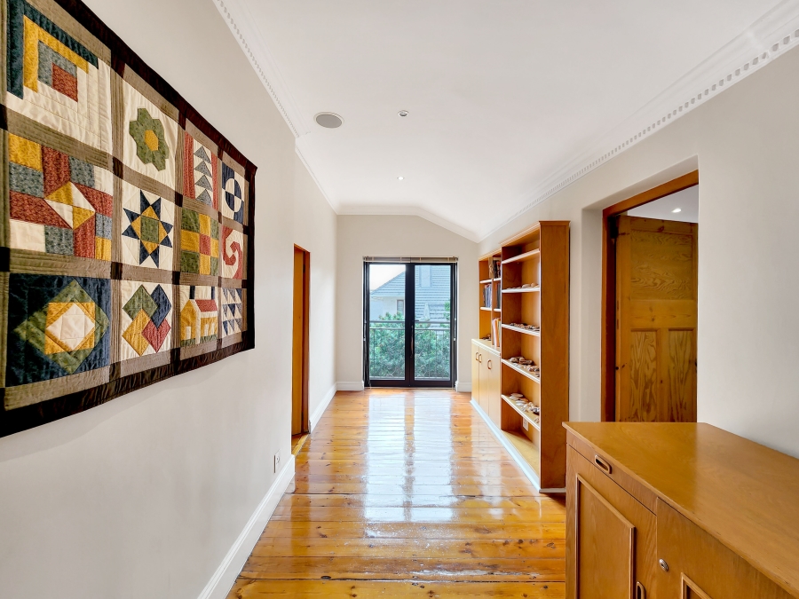 4 Bedroom Property for Sale in Rondebosch Western Cape